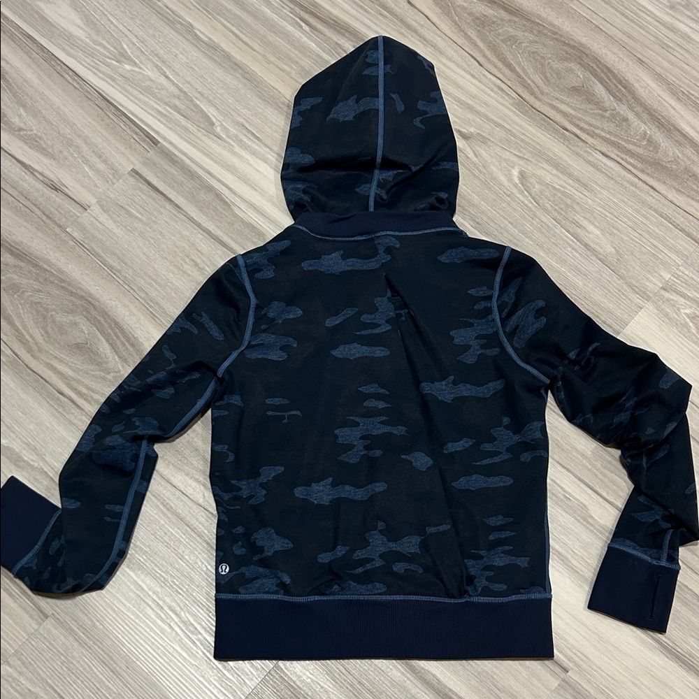 Lululemon Namaskar Blue Camo Zip-Up Hoodie - Picture 6 of 7